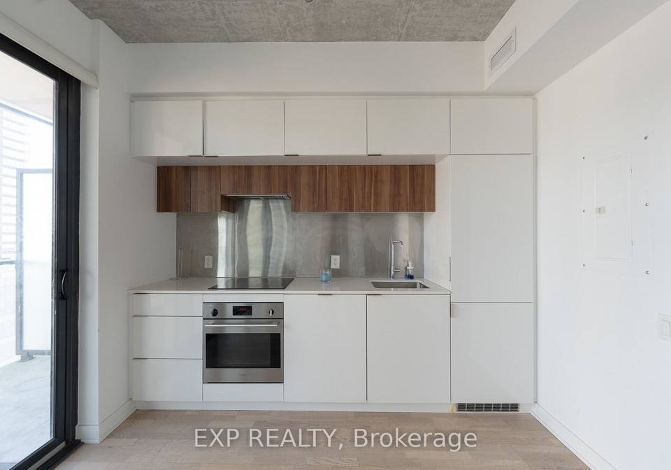 185-roehampton-avenue-toronto-ontario-c12864370
