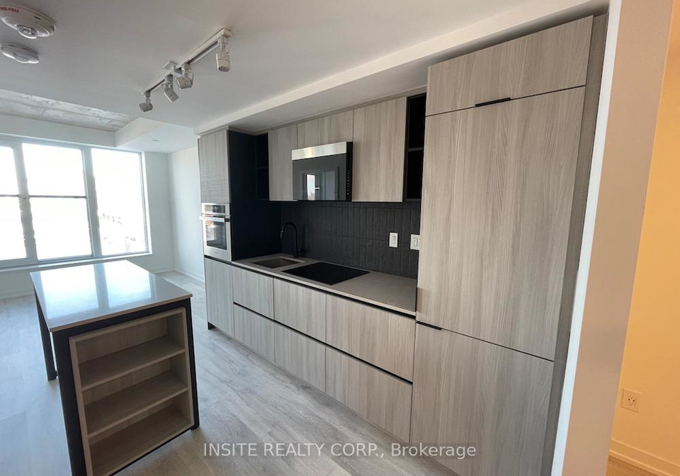 2-augusta-street-toronto-ontario-c12865068