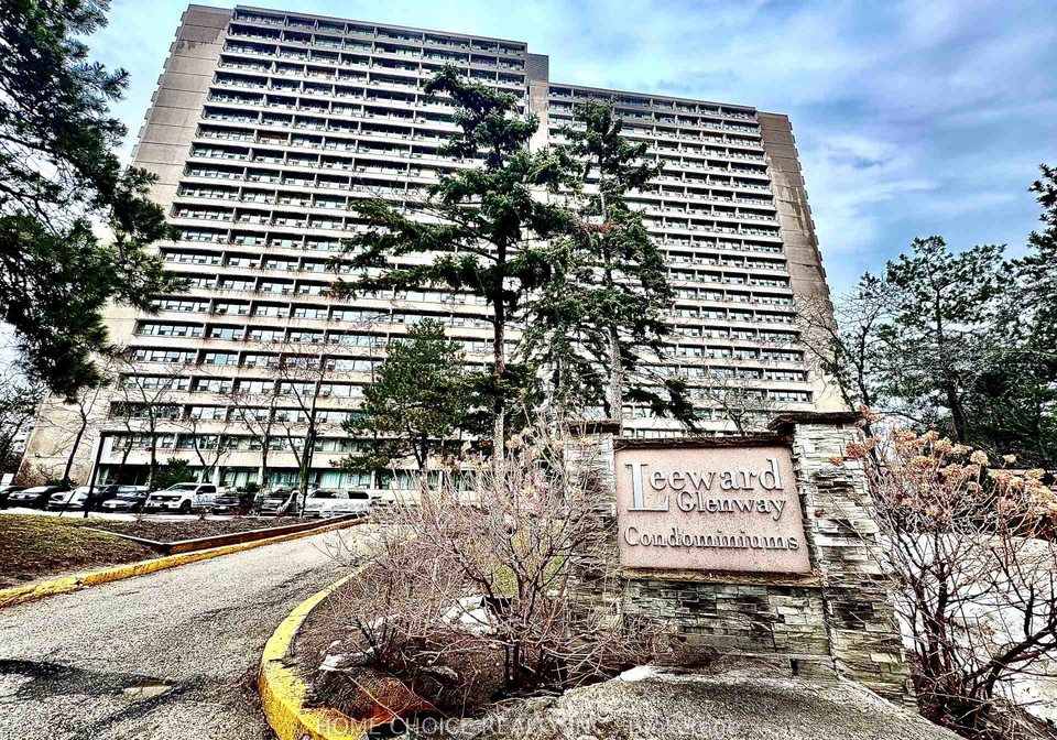 100-leeward-glenway-east-york-ontario-c12865158