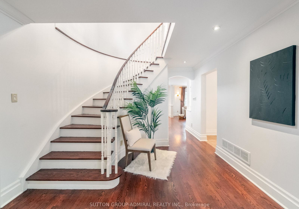 3-larksong-court-north-york-ontario-c12865244