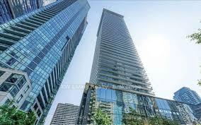 33-charles-street-e-toronto-ontario-c12865436