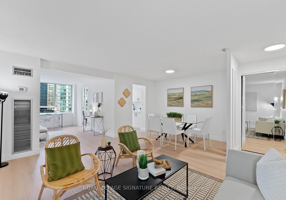 633-bay-street-toronto-ontario-c12865500