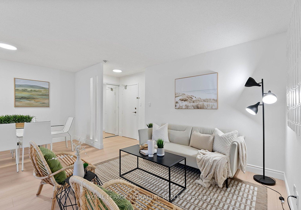 633-bay-street-toronto-ontario-c12865500