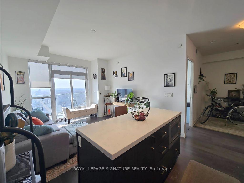 501-st-clair-avenue-w-toronto-ontario-c12865940