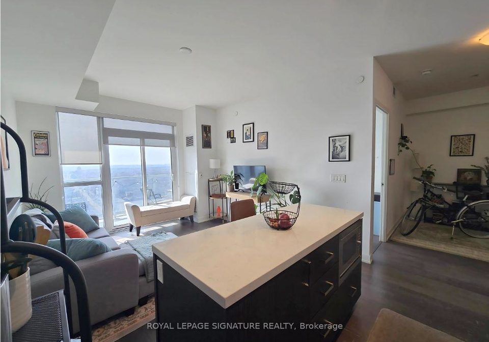 501-st-clair-avenue-w-toronto-ontario-c12865940