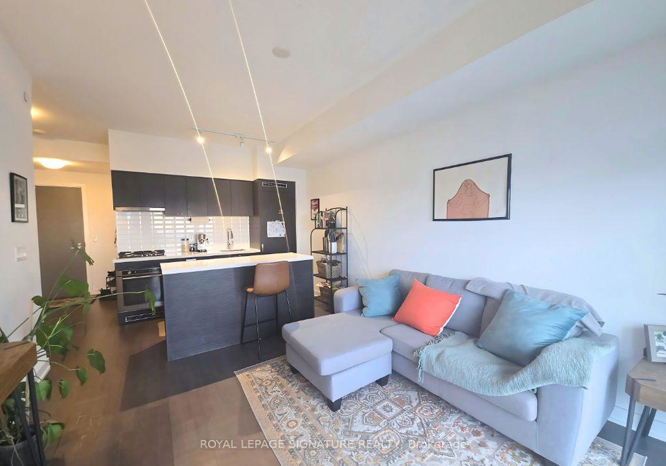 501-st-clair-avenue-w-toronto-ontario-c12865940
