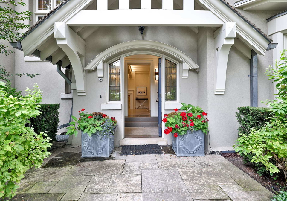 30-whitney-avenue-toronto-ontario-c12865984