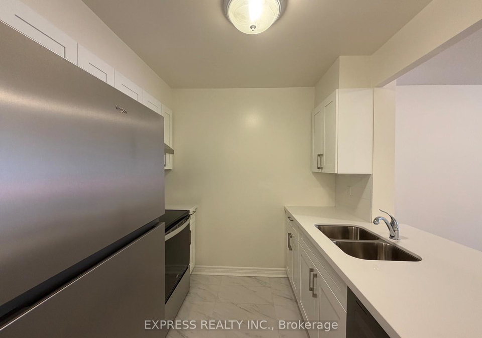 152-st-patrick-street-toronto-ontario-c12866032