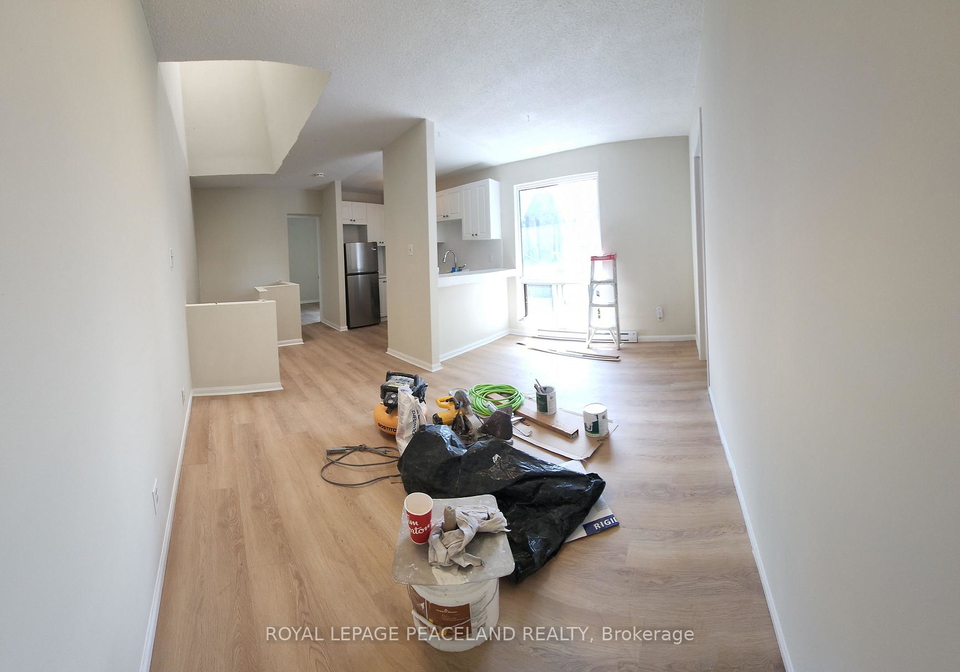 556-spadina-crescent-toronto-ontario-c12866466