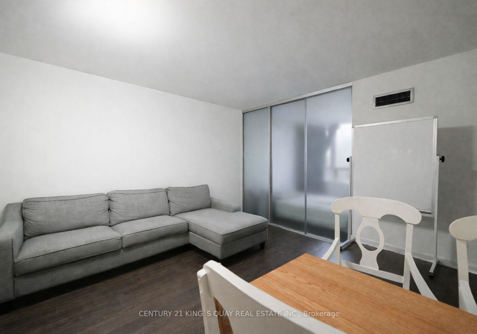 7-bishop-avenue-north-york-ontario-c12866634