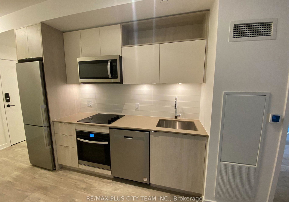 135-lower-sherbourne-street-toronto-ontario-c12866672