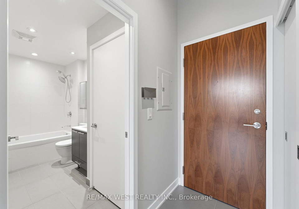 3-market-street-toronto-ontario-c12866676