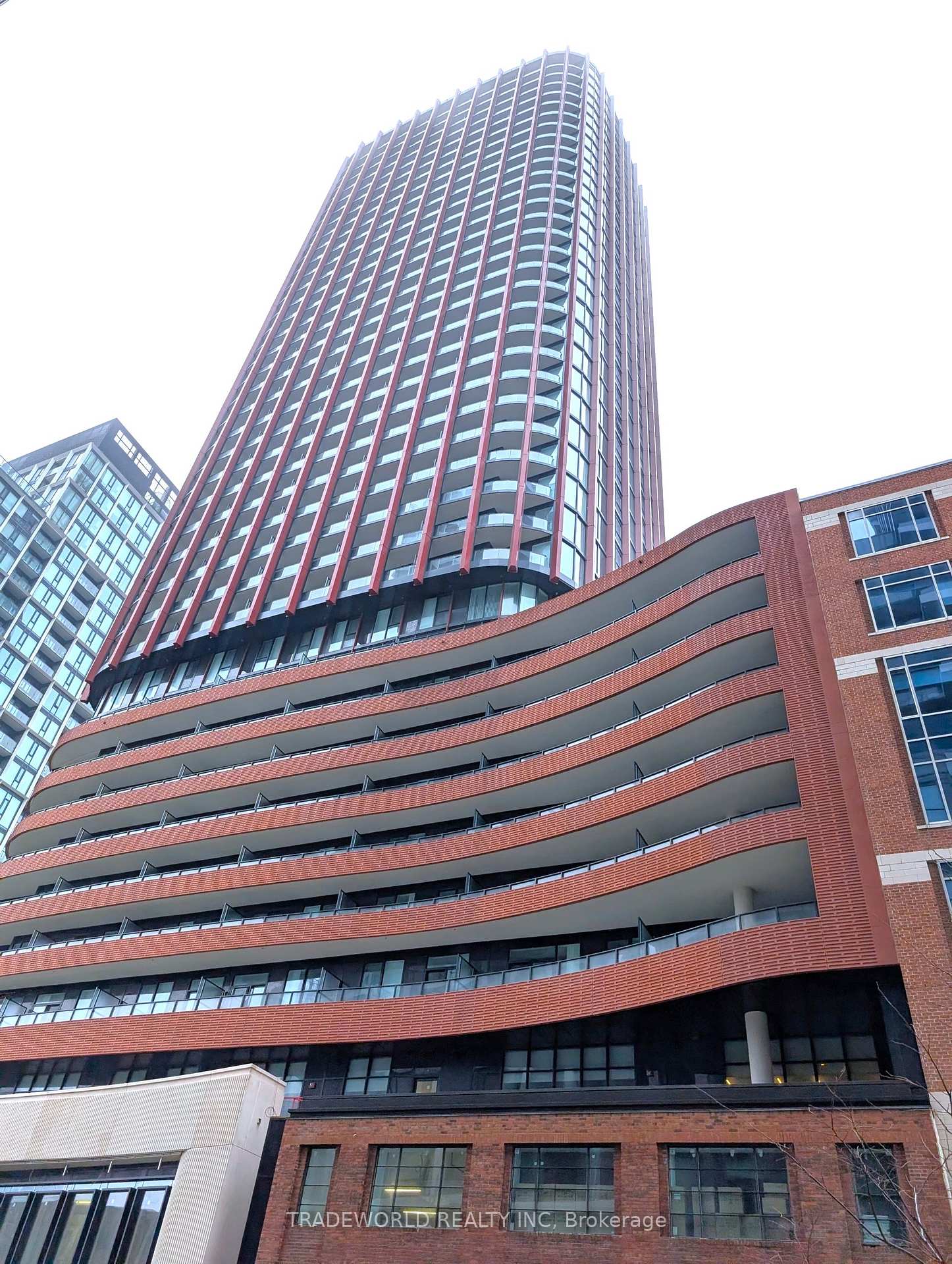 180-front-street-e-toronto-ontario-c12866724