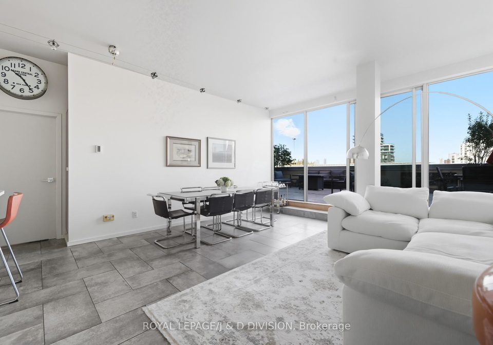 160-baldwin-street-toronto-ontario-c12866820