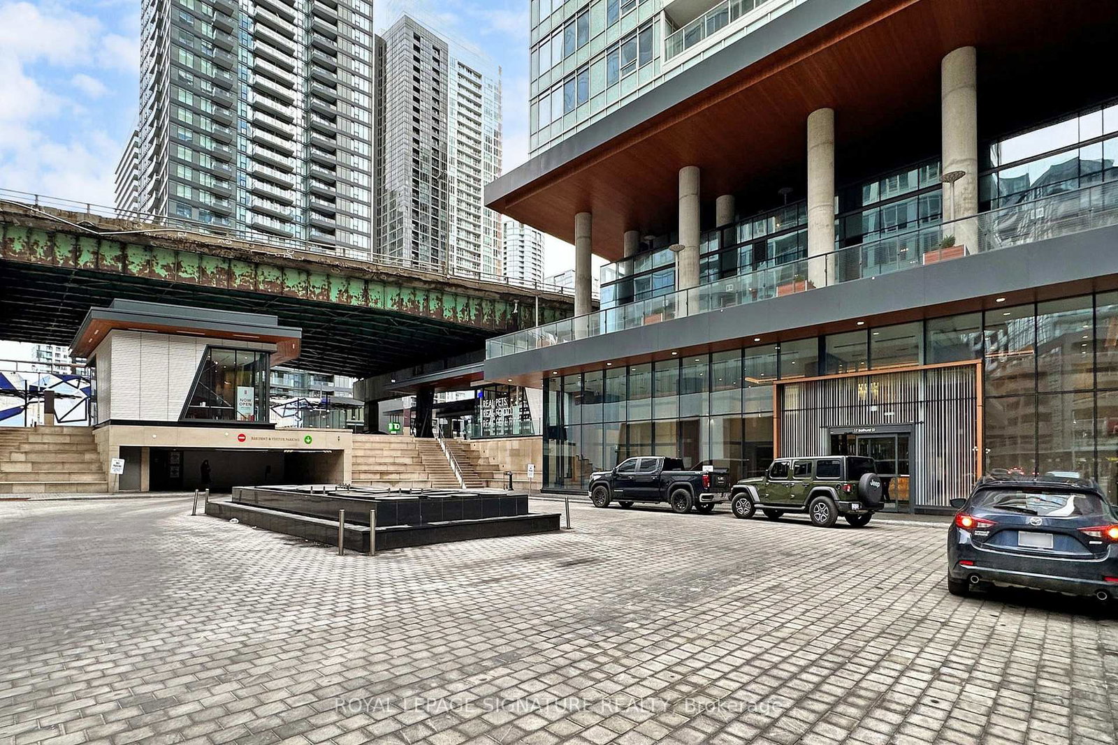 17-bathurst-street-toronto-ontario-c12867126