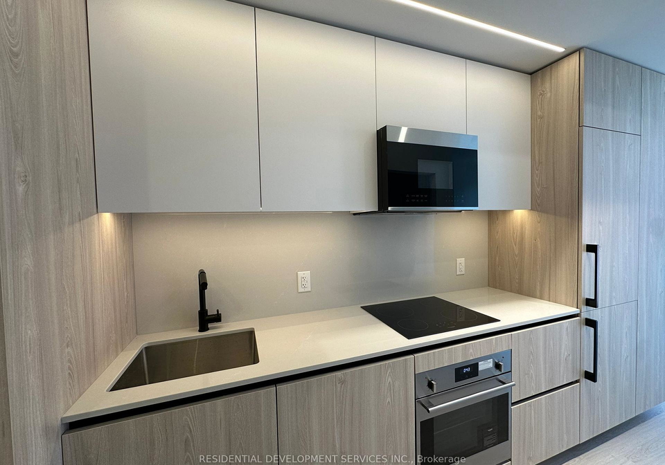 699-sheppard-avenue-e-north-york-ontario-c12867634