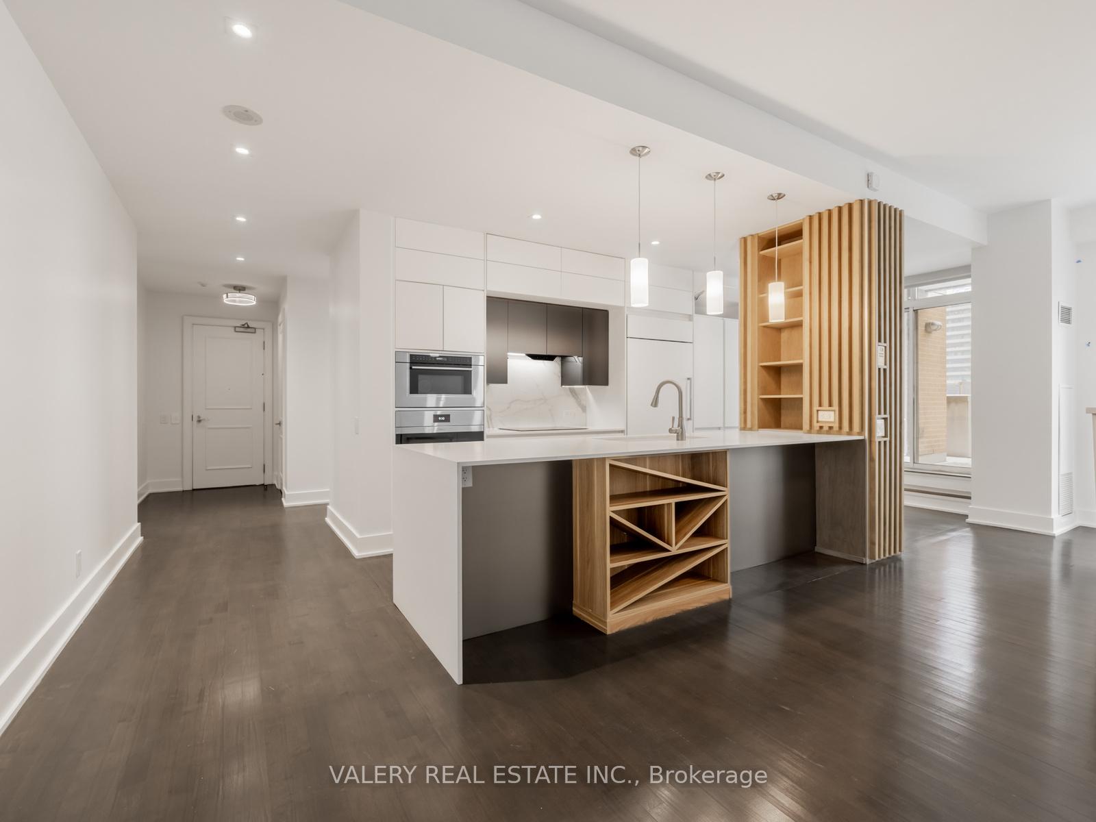 61-yorkville-avenue-toronto-ontario-c12867664