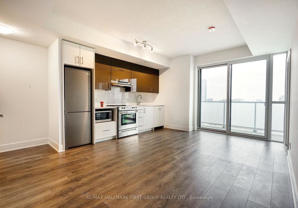 188-fairview-mall-drive-north-york-ontario-c12867710