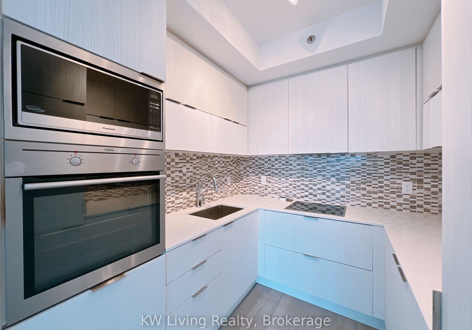 318-richmond-street-w-toronto-ontario-c12867882