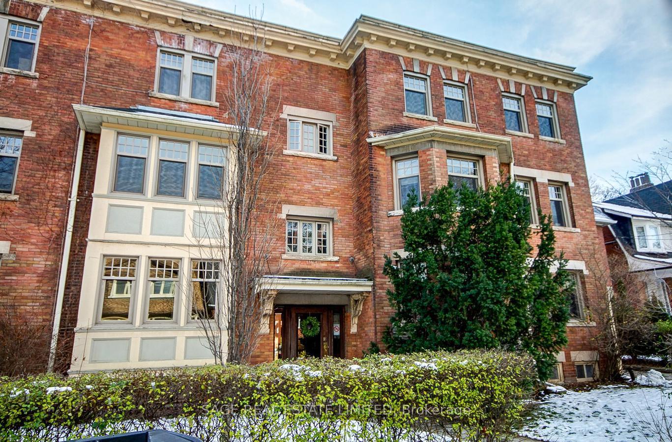 48-lawton-boulevard-toronto-ontario-c12868064