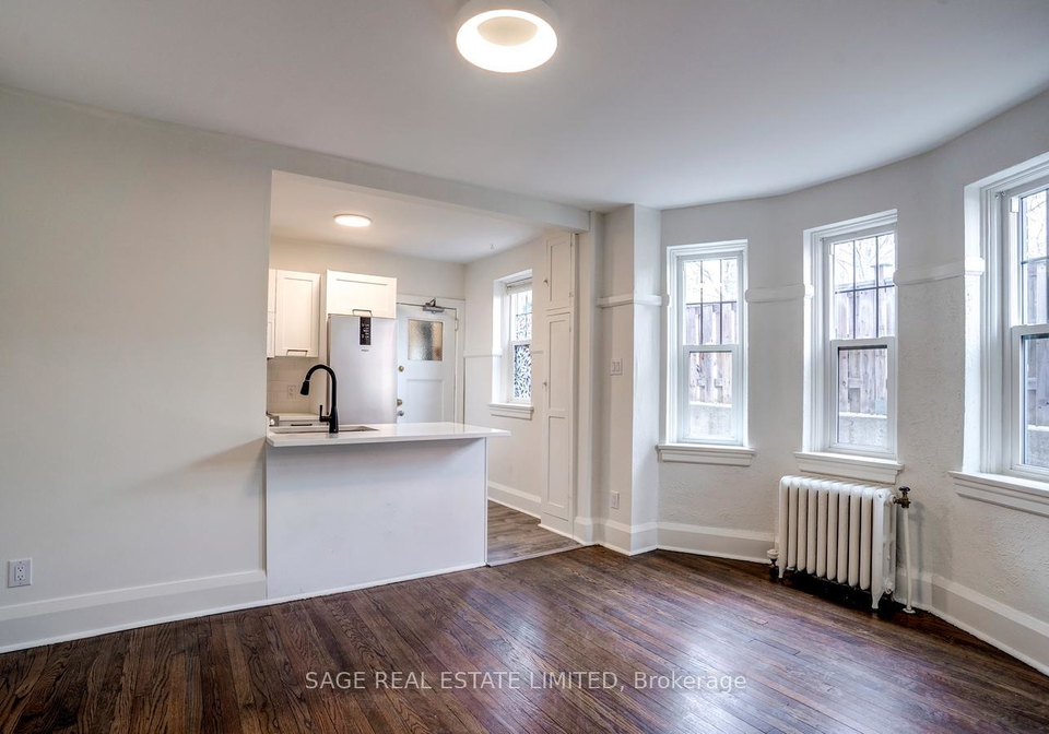 48-lawton-boulevard-toronto-ontario-c12868064