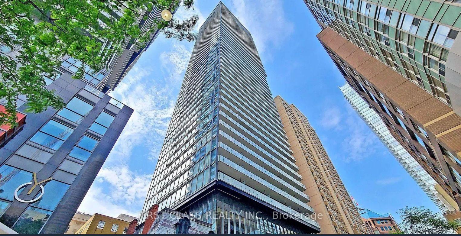 15-grenville-street-toronto-ontario-c12868358