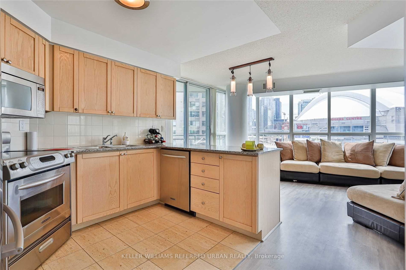 230-queens-quay-w-toronto-ontario-c12868490