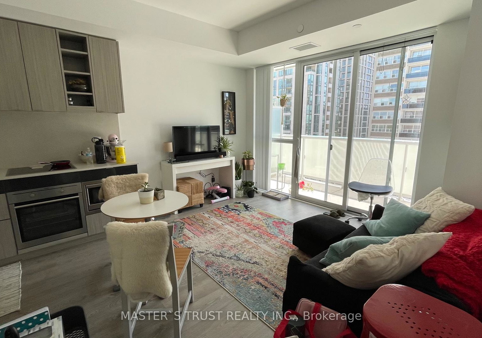 101-erskine-avenue-toronto-ontario-c12868814