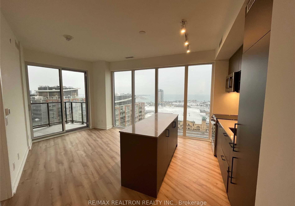 135-east-liberty-street-toronto-ontario-c12869038