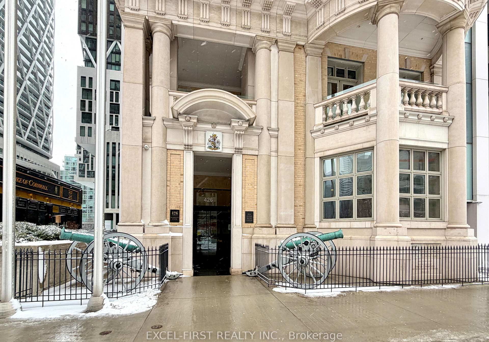426-university-avenue-toronto-ontario-c12869188
