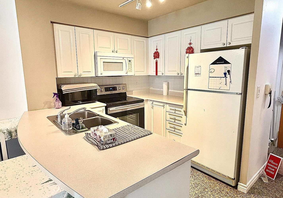 30-hayden-street-toronto-ontario-c12869298