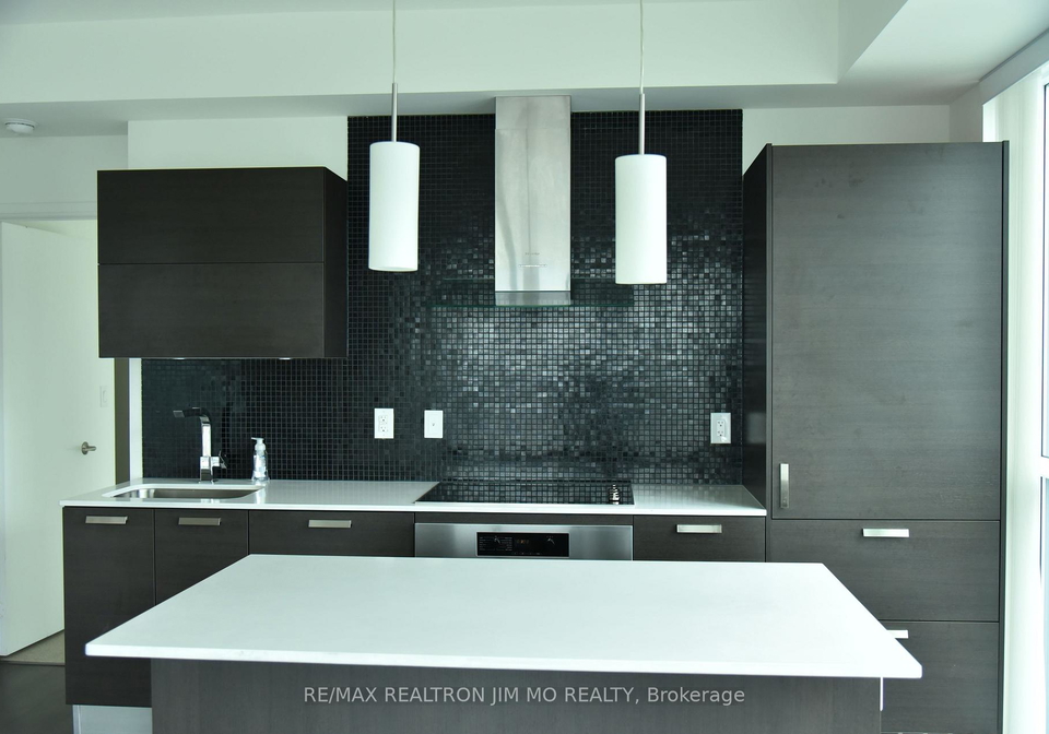 9-bogert-avenue-toronto-ontario-c12869300