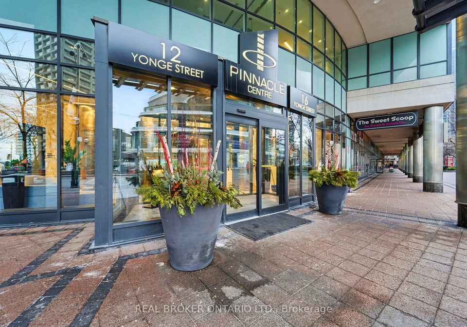 12-yonge-street-toronto-ontario-c12869516