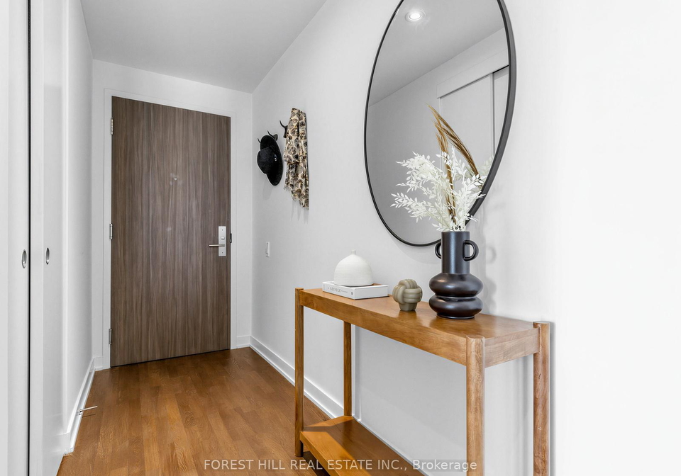 185-roehampton-avenue-toronto-ontario-c12869676