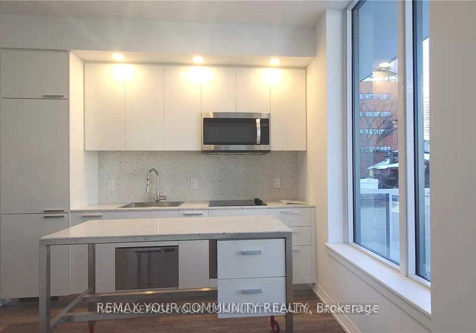 75-canterbury-place-toronto-ontario-c12869774