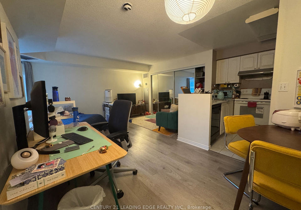 28-pemberton-avenue-north-york-ontario-c12870354