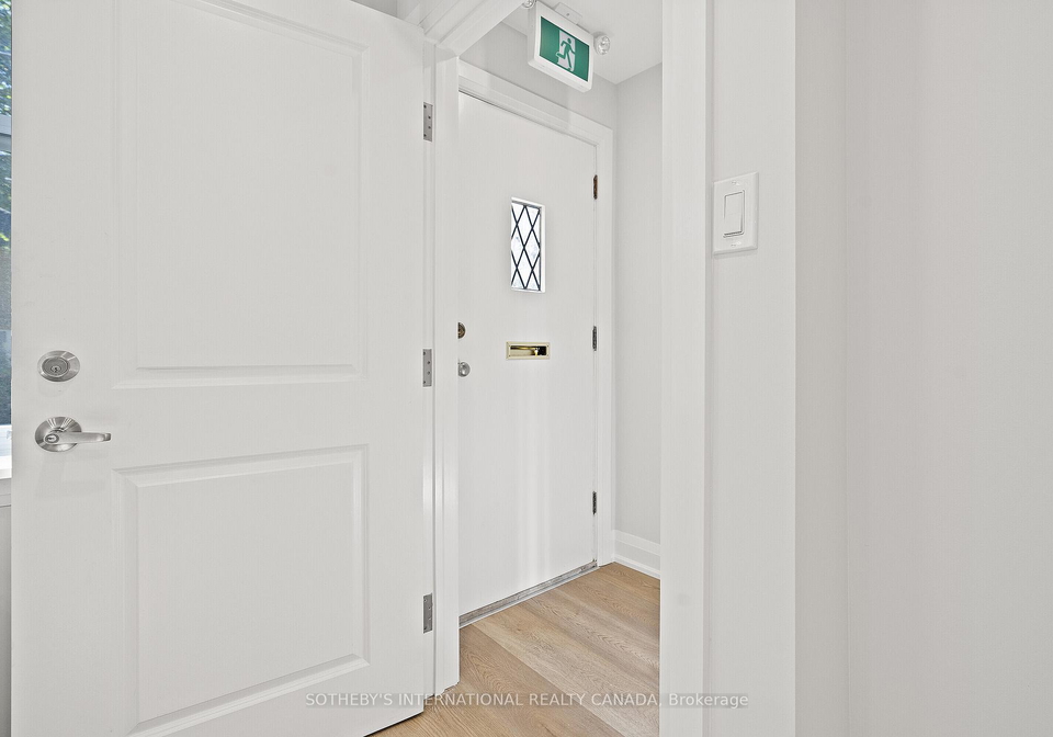 30-strathgowan-avenue-toronto-ontario-c12870474