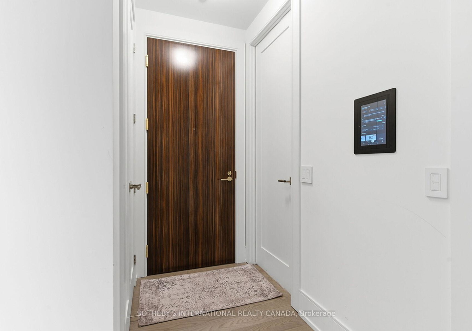 455-wellington-street-w-toronto-ontario-c12870492