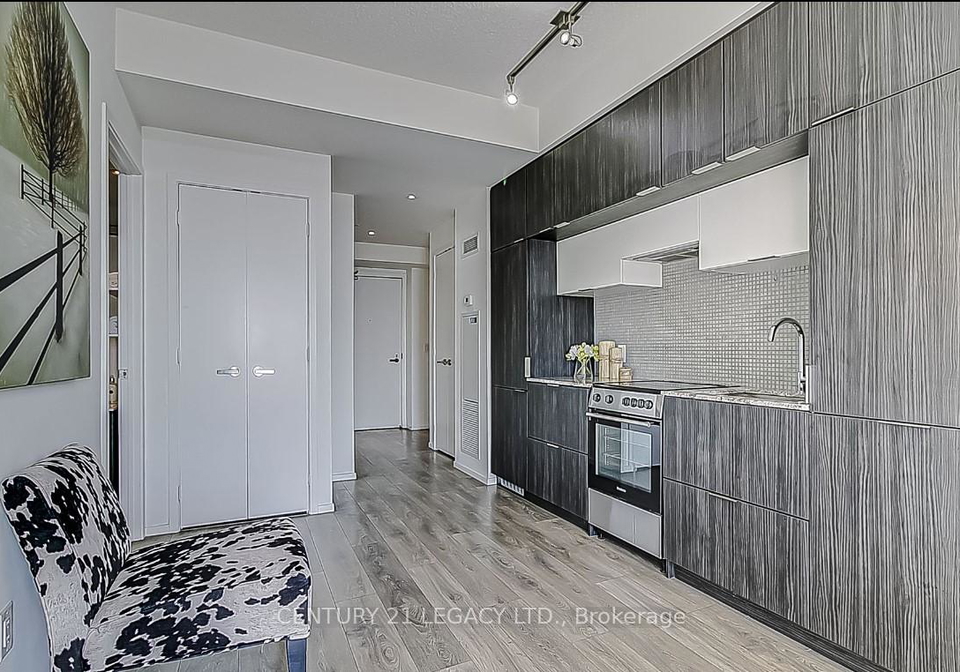 159-dundas-street-toronto-ontario-c12870738