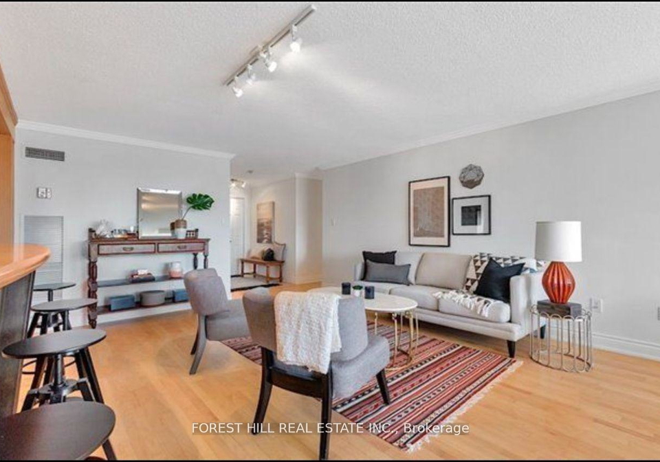 130-carlton-street-toronto-ontario-c12870856