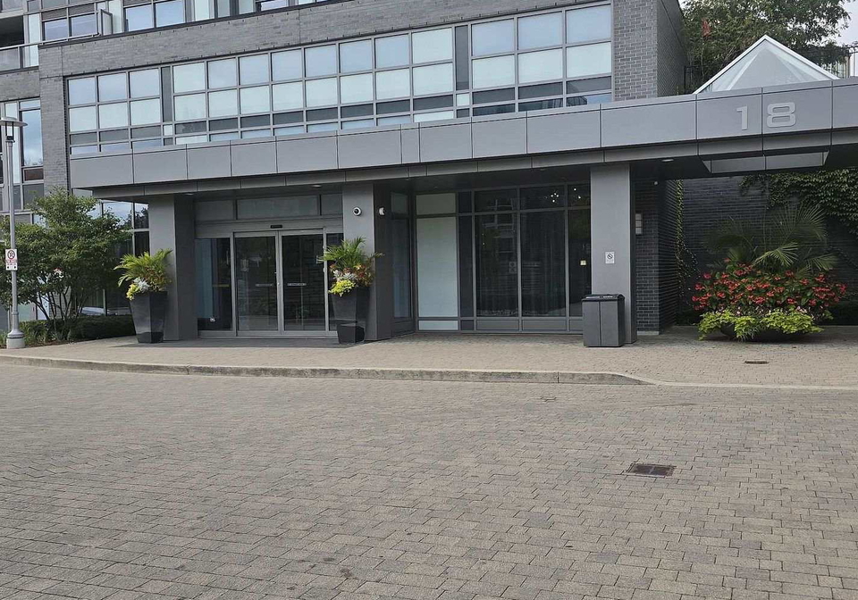 18-graydon-hall-drive-north-york-ontario-c12870946