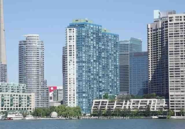 99-harbour-square-toronto-ontario-c12870952