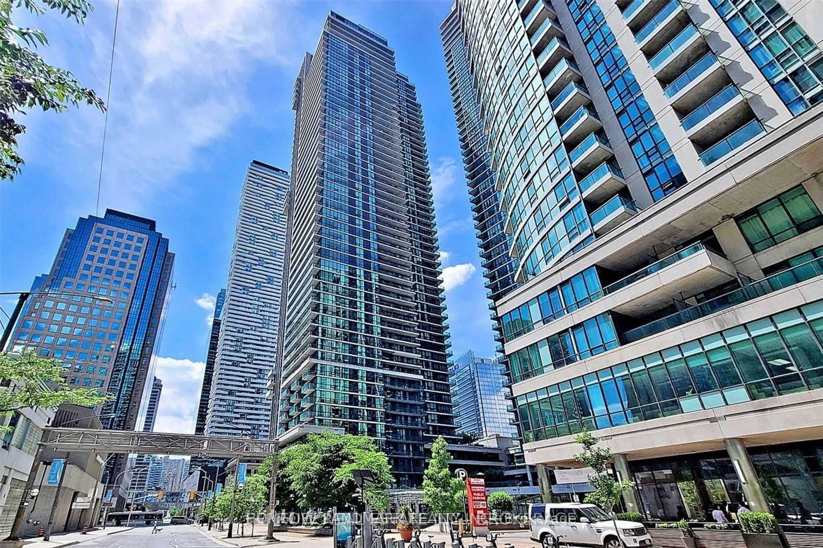 33-bay-street-toronto-ontario-c12871330