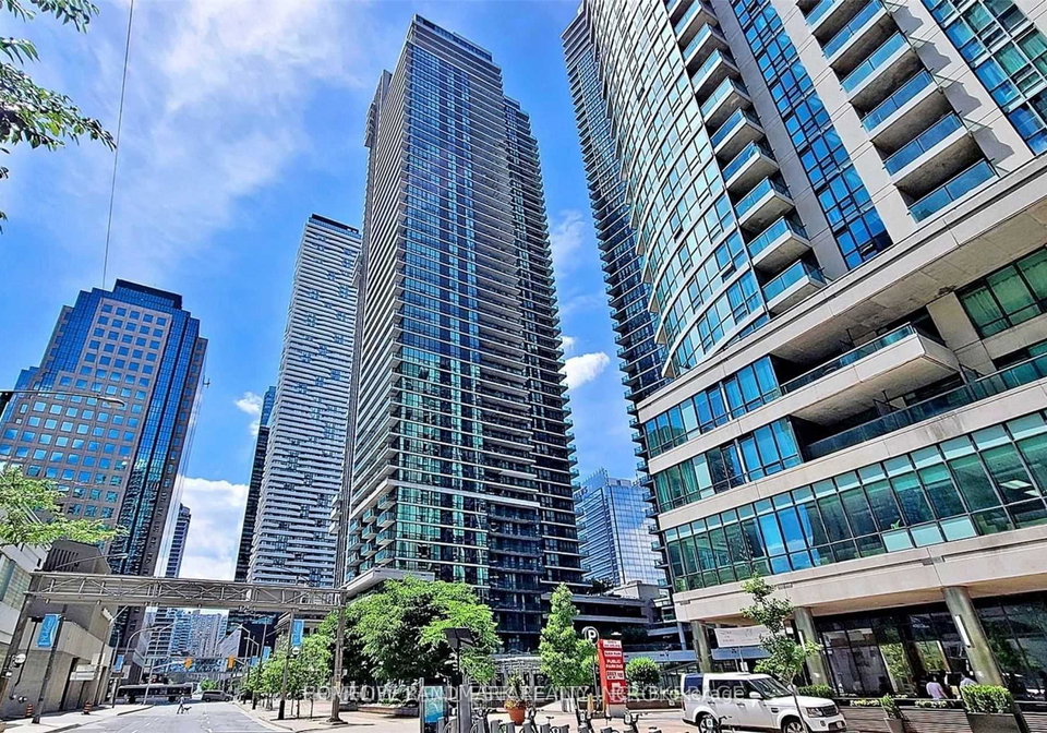 33-bay-street-toronto-ontario-c12871330
