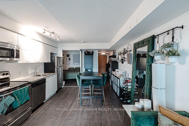 20-joe-shuster-way-toronto-ontario-c12872362