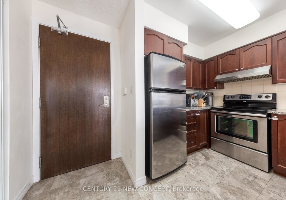 35-hollywood-avenue-north-york-ontario-c12872752