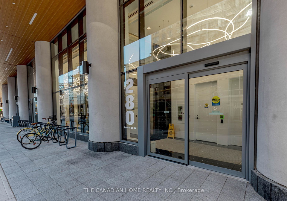 280-dundas-street-w-toronto-ontario-c12873014