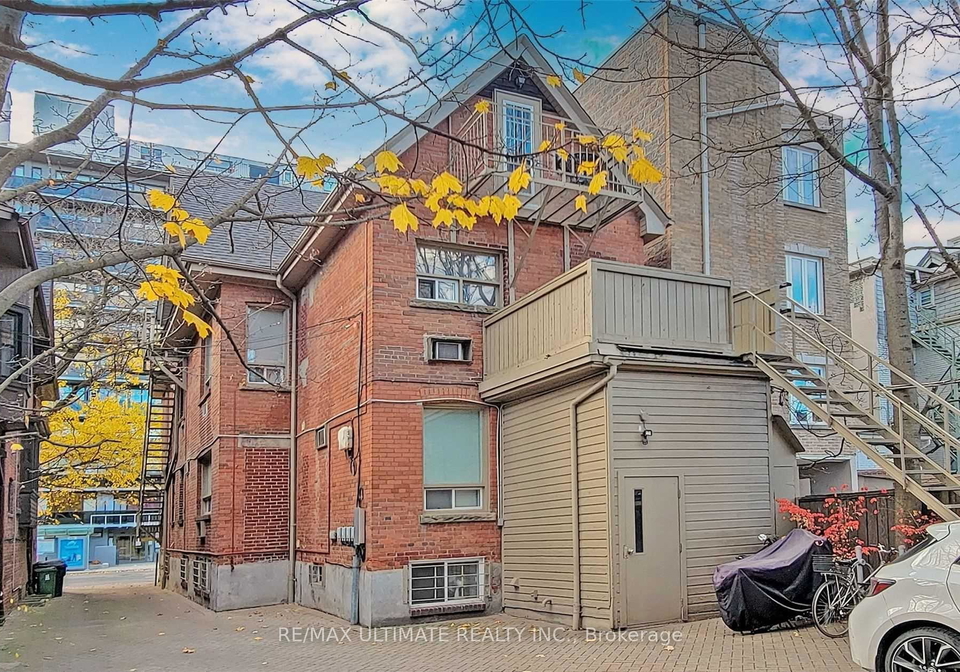 93-spadina-road-toronto-ontario-c12873104