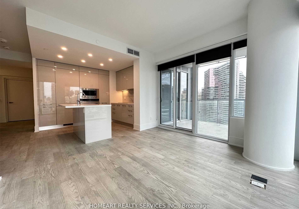 1-gloucester-street-toronto-ontario-c12873466