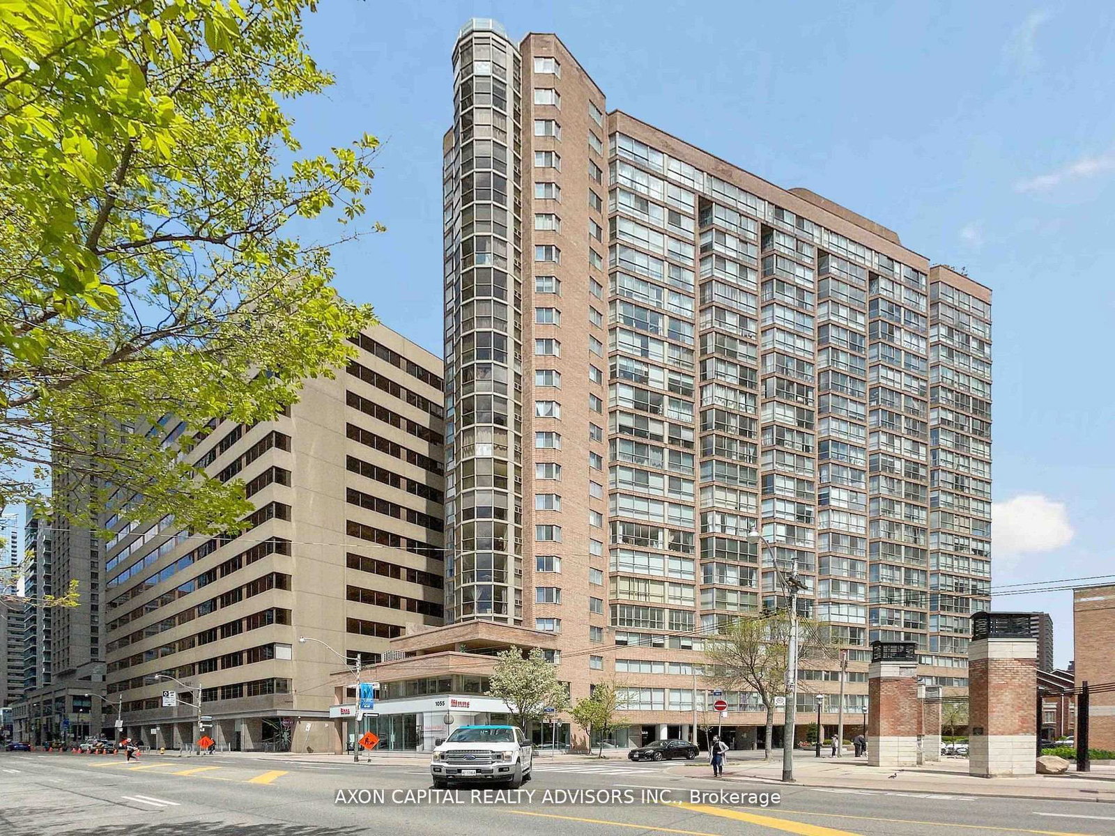 1055-bay-street-toronto-ontario-c12873484